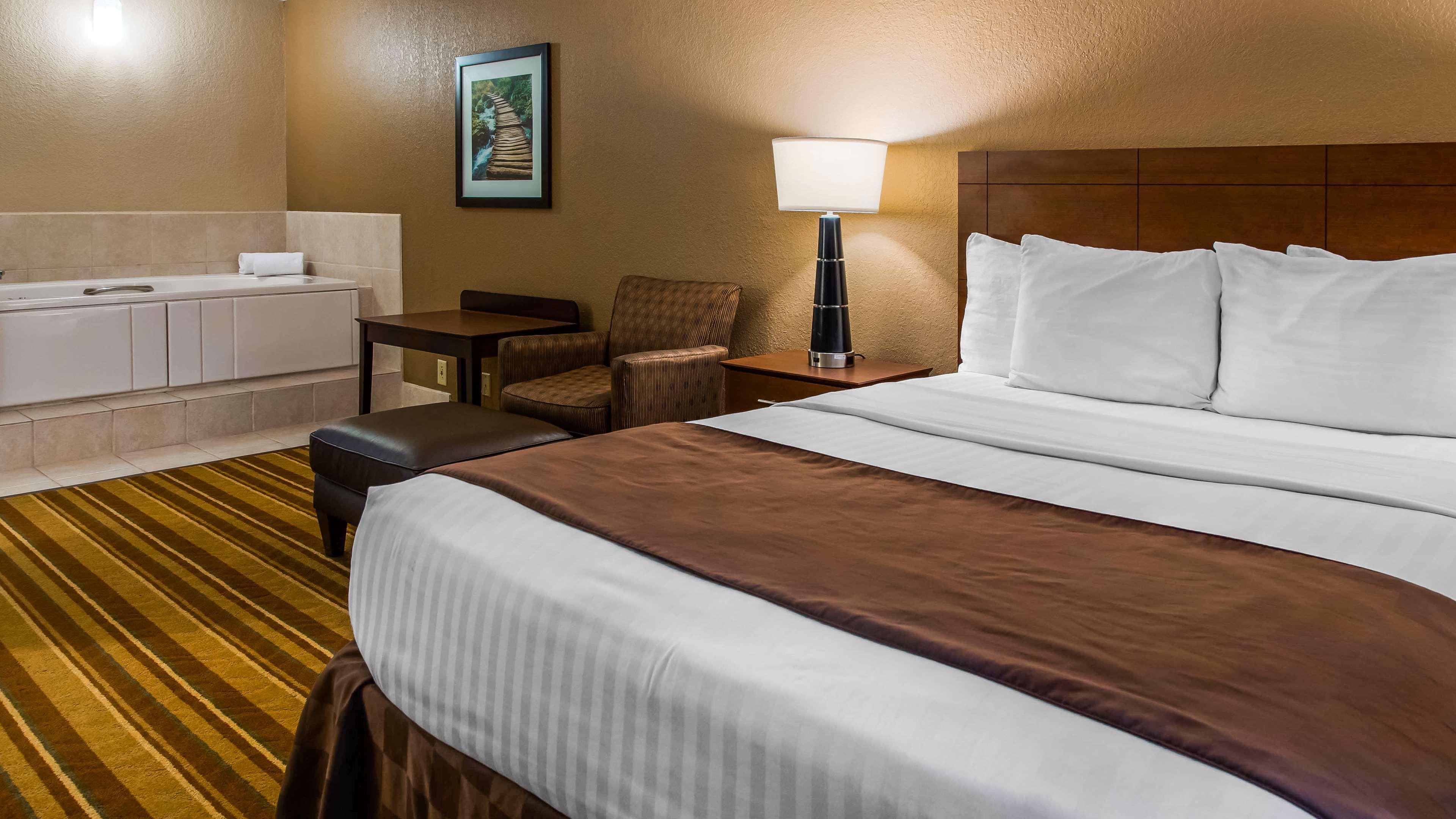 Rock Island Inn & Suites Marshalltown Eksteriør bilde