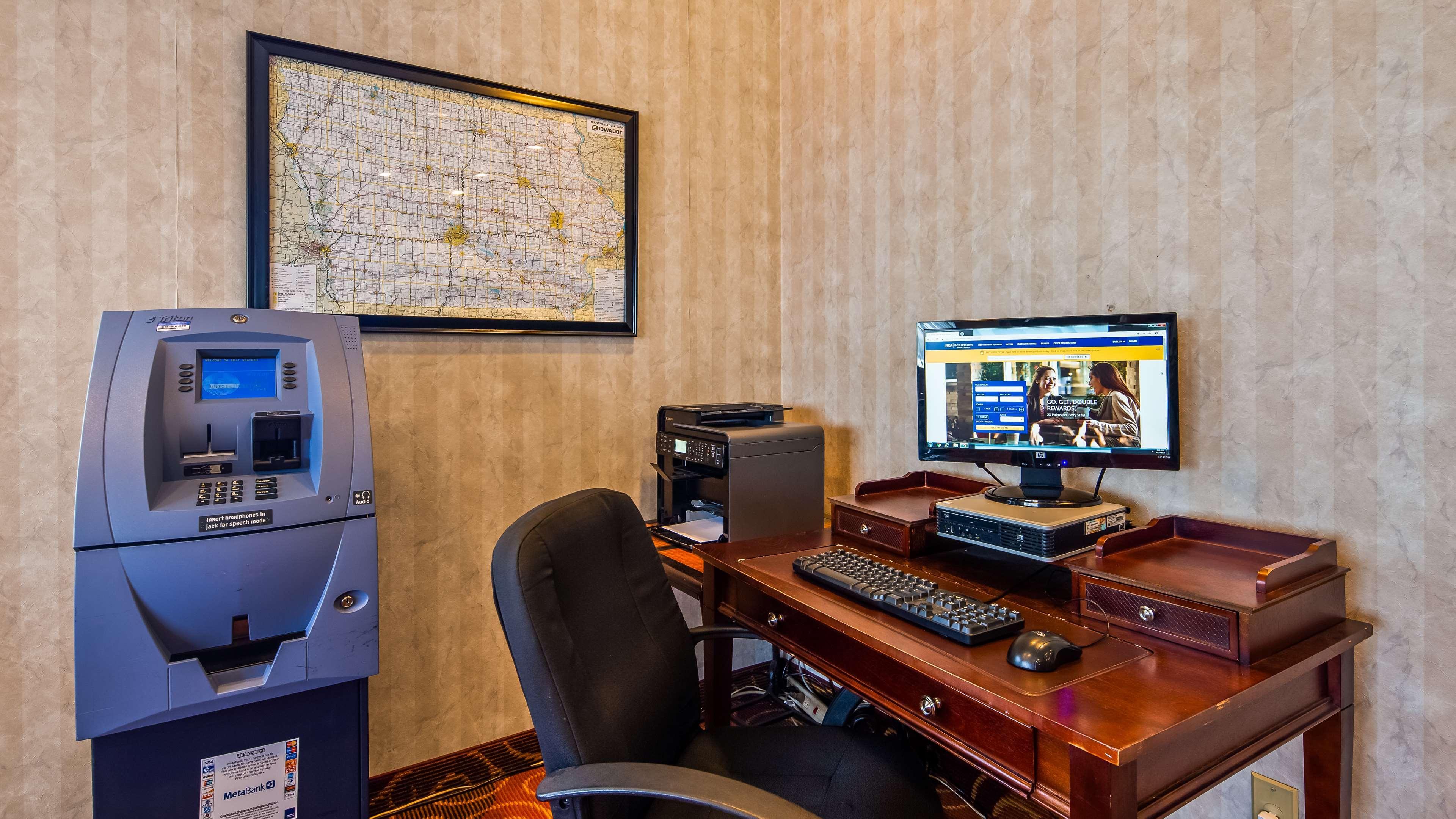 Rock Island Inn & Suites Marshalltown Eksteriør bilde