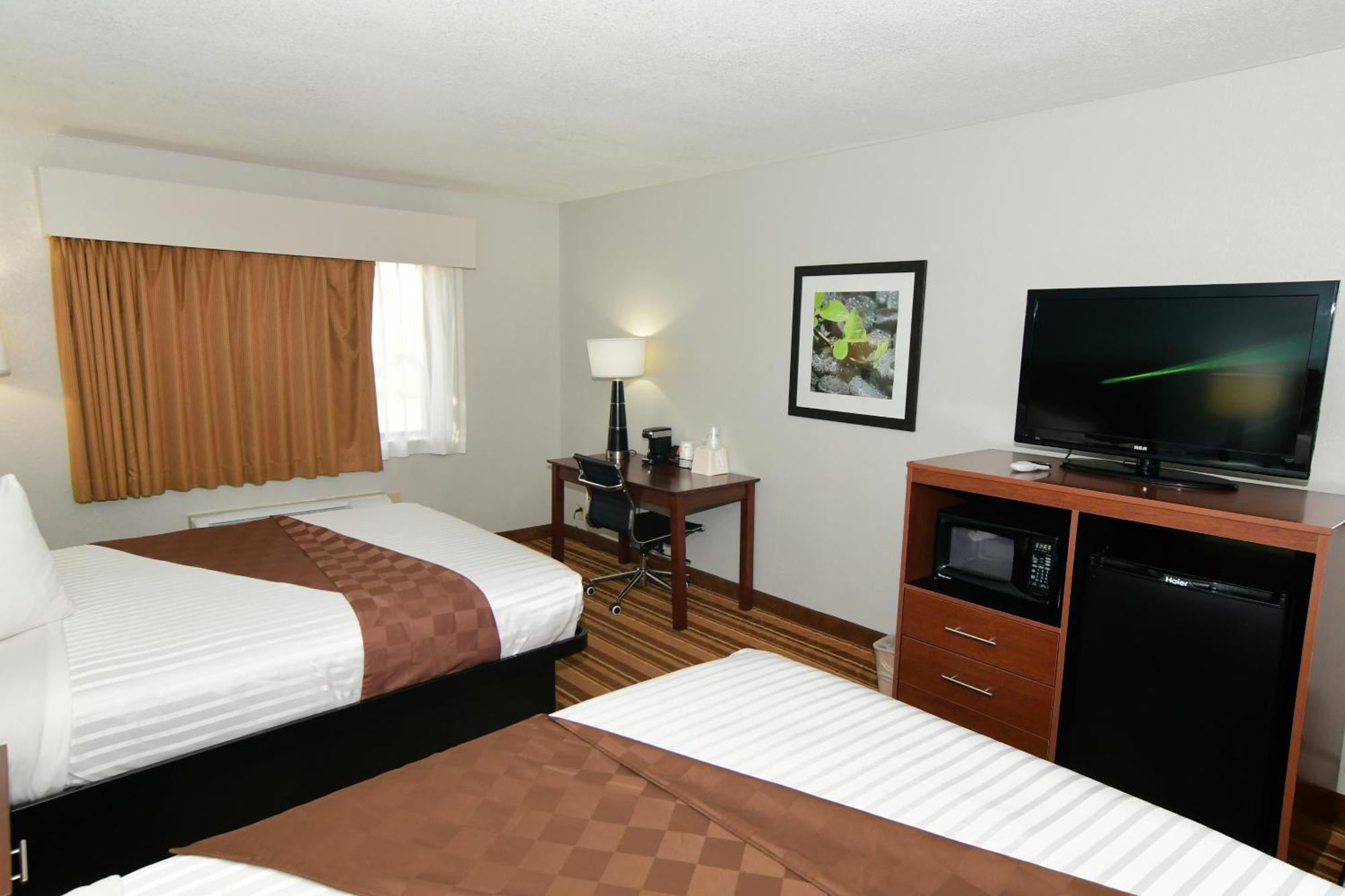 Rock Island Inn & Suites Marshalltown Eksteriør bilde