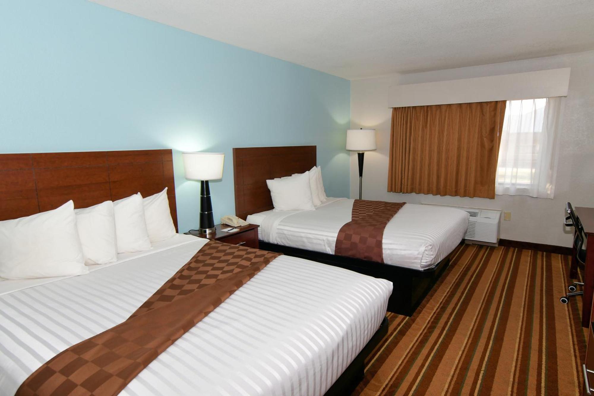 Rock Island Inn & Suites Marshalltown Eksteriør bilde