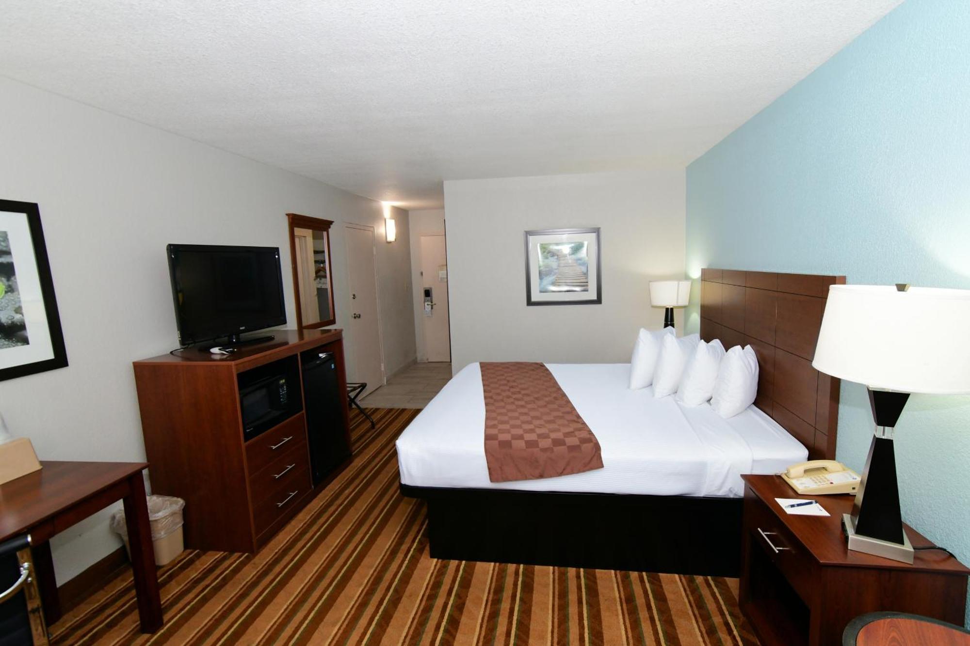 Rock Island Inn & Suites Marshalltown Eksteriør bilde