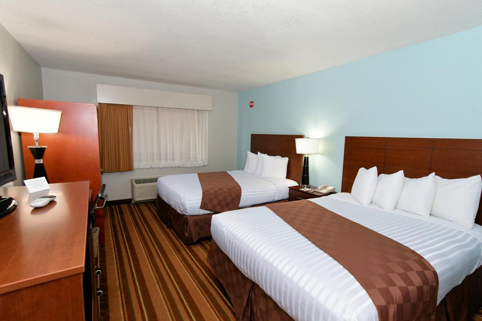 Rock Island Inn & Suites Marshalltown Eksteriør bilde
